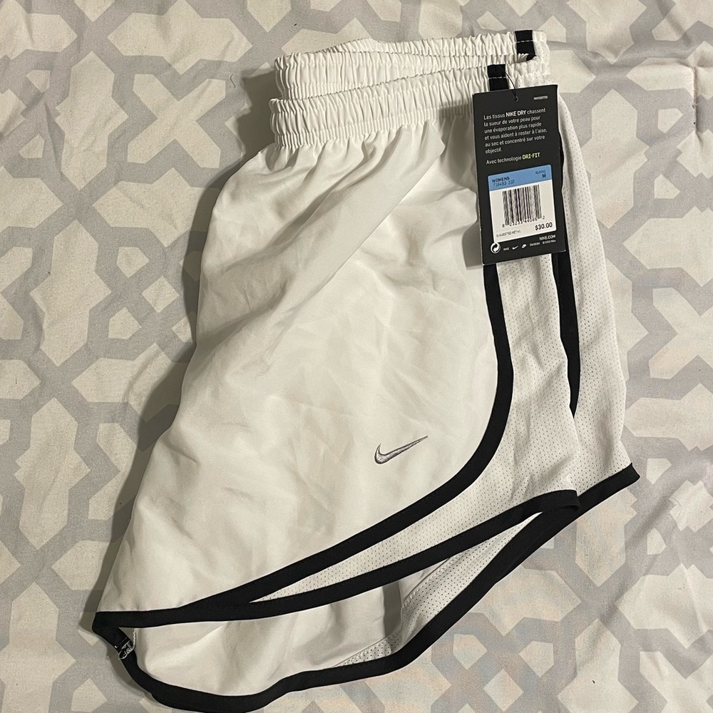 Nike Tempo-M